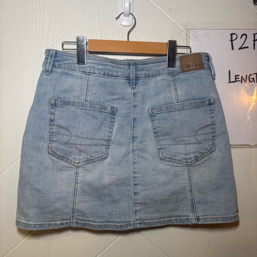 AE Button Front High Waisted Denim Mini Skirt Super Stretch Blue Sz8 Western - Picture 2 of 7